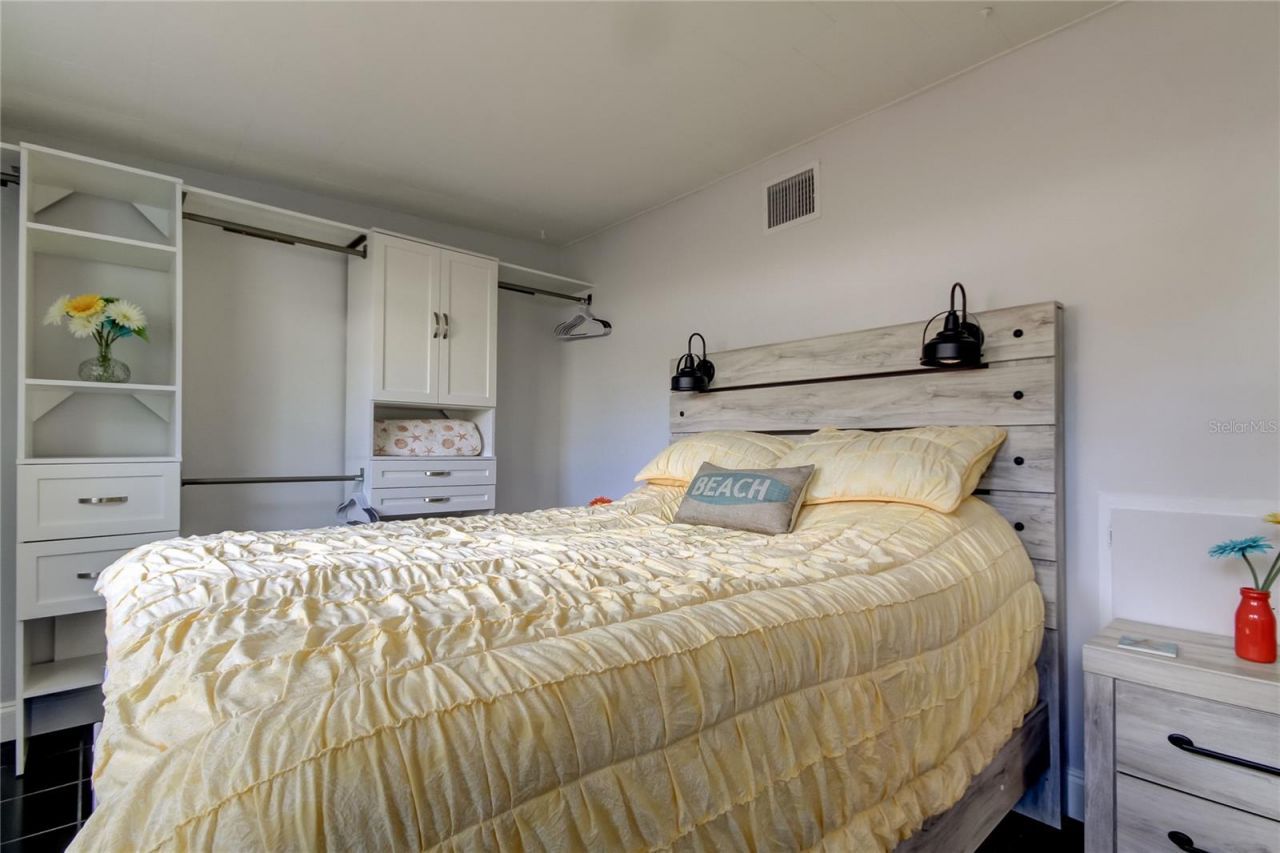 1907 2nd Street , Indian Rocks Beach, FL 33785 Photo