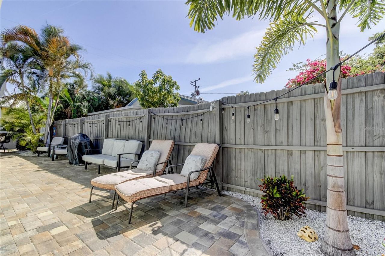 1907 2nd Street , Indian Rocks Beach, FL 33785 Photo