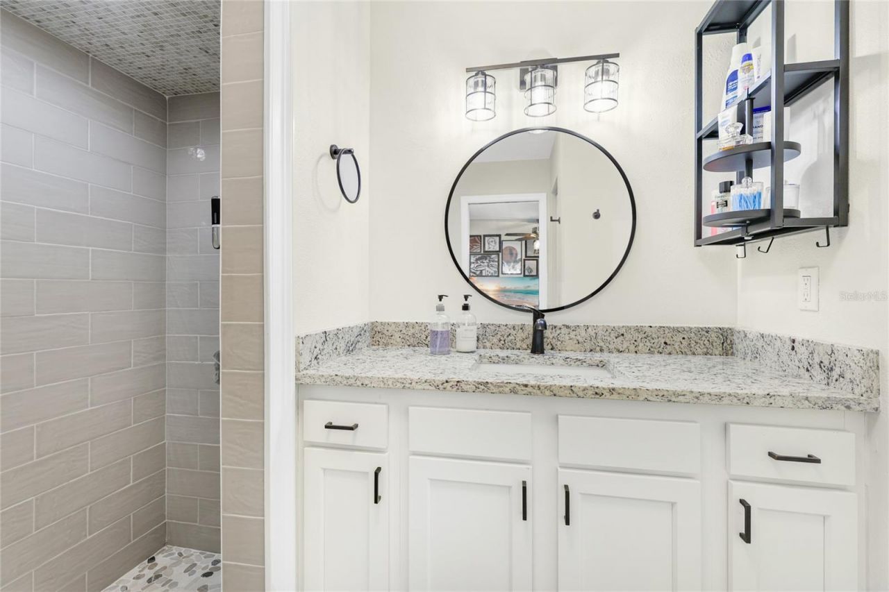 6513 29th Avenue W, Bradenton, FL 34209 Photo