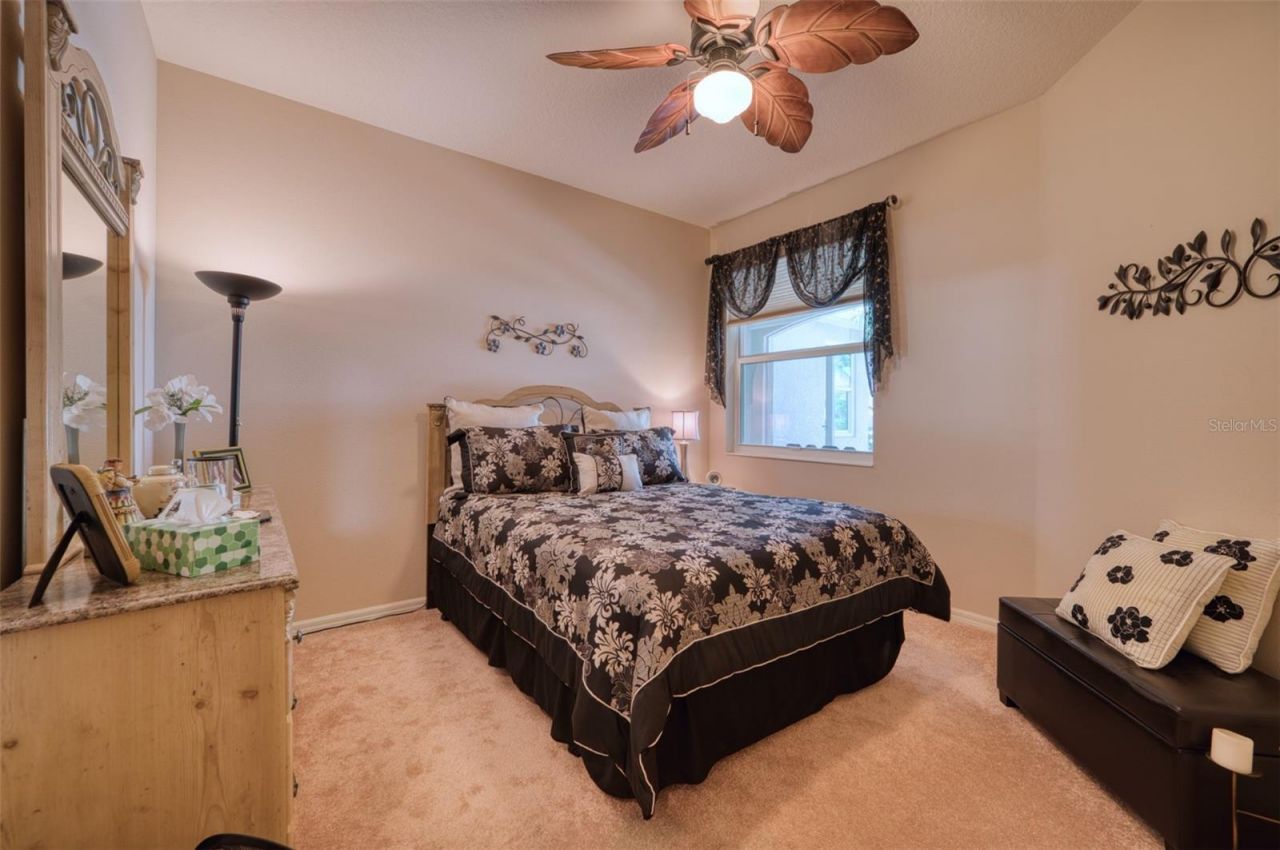 8223 Simpson Falls Court, Sarasota, FL 34243 Photo