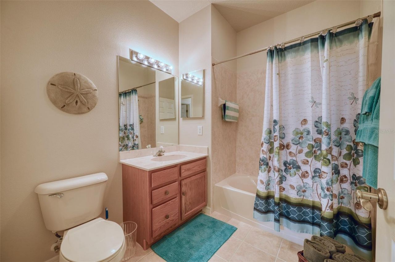 8223 Simpson Falls Court, Sarasota, FL 34243 Photo