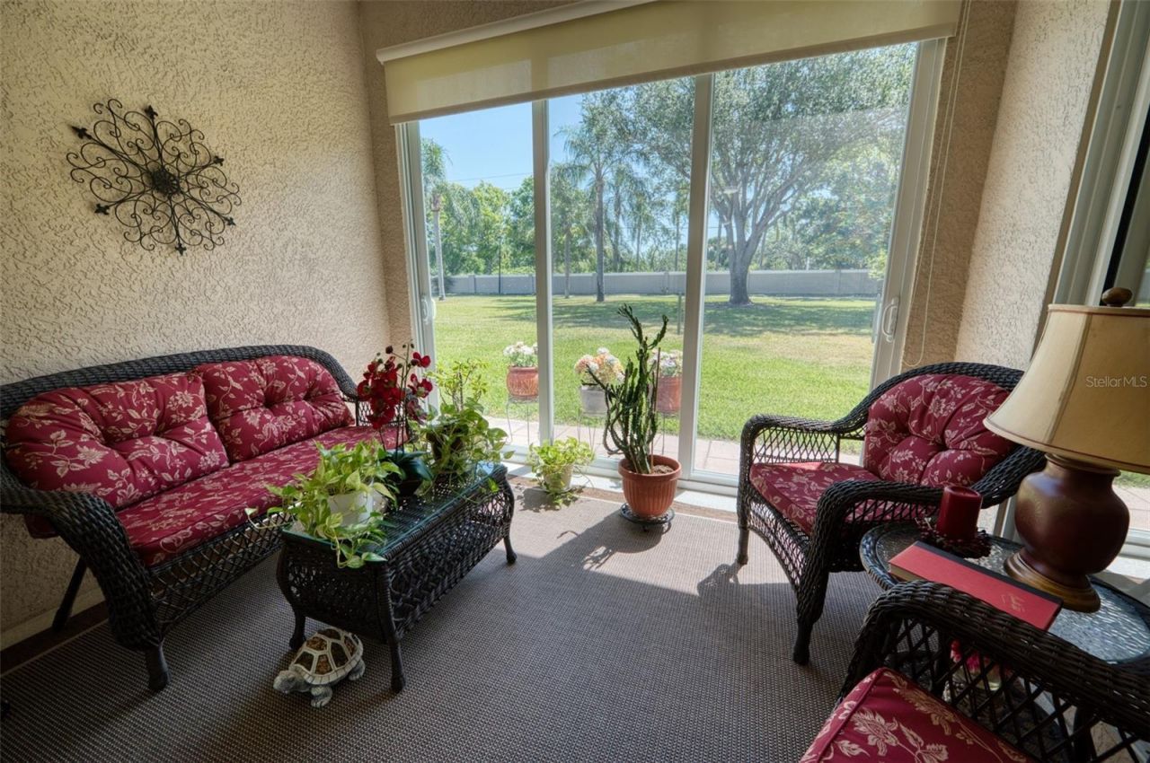 8223 Simpson Falls Court, Sarasota, FL 34243 Photo