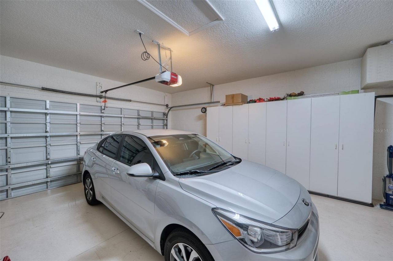 8223 Simpson Falls Court, Sarasota, FL 34243 Photo