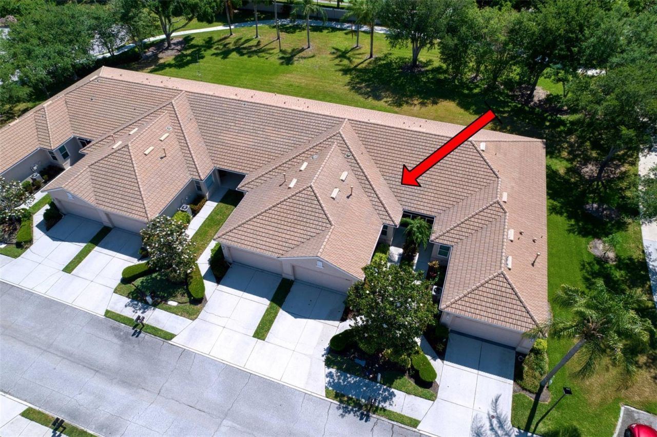 8223 Simpson Falls Court, Sarasota, FL 34243 Photo