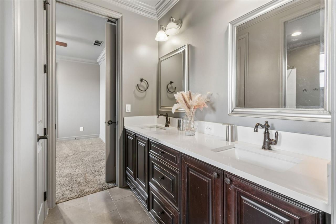 14320 Avon Farms Drive, Tampa, FL 33618 Photo