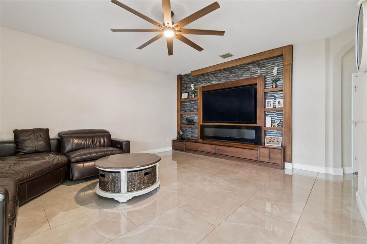 2829 Pankaw Lane , Valrico, FL 33596 Photo