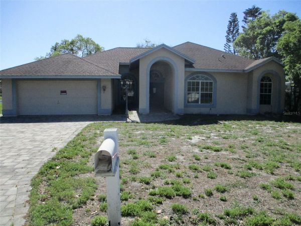 8904 PLANTERS LANE, NEW PORT RICHEY, FL 34654