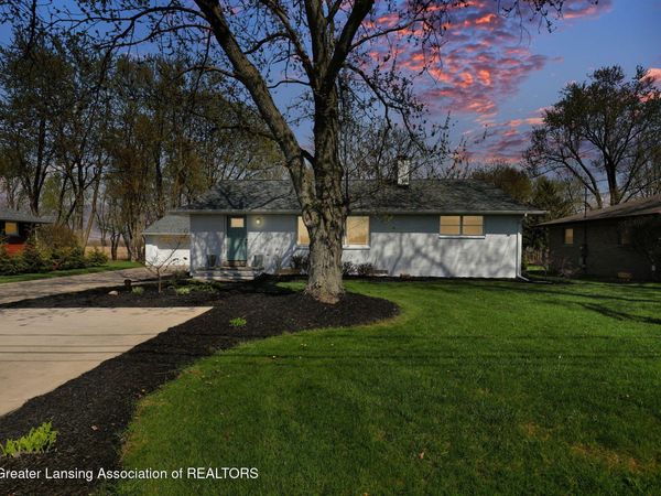 15499 Wood Road, Lansing, MI 48906