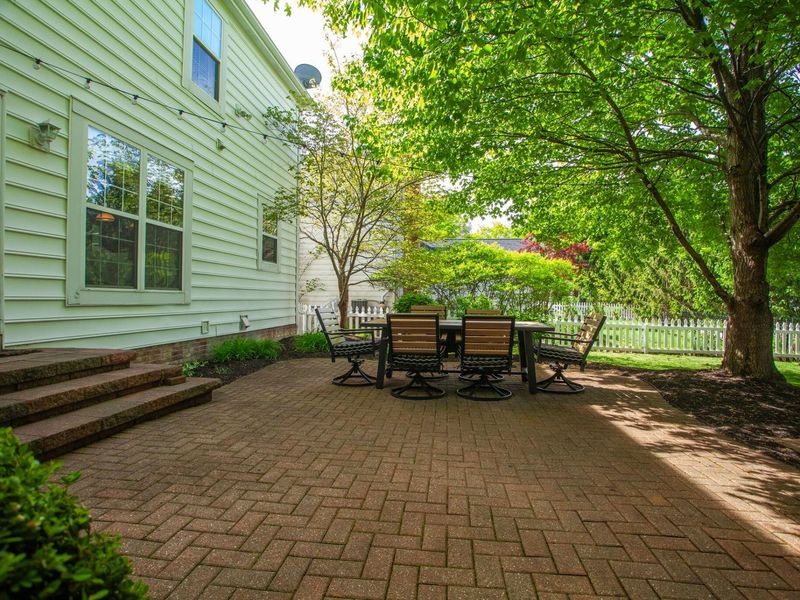 5113 Stonhope Road, New Albany, OH 43054 Photo 6