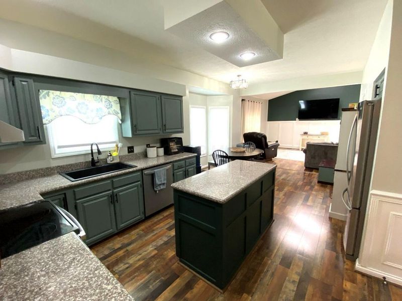 101 Pinecrest Court , Bellefontaine, OH 43311 Photo 5