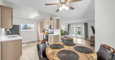 1065 Beldon Way, Reno, NV 89503 Photo