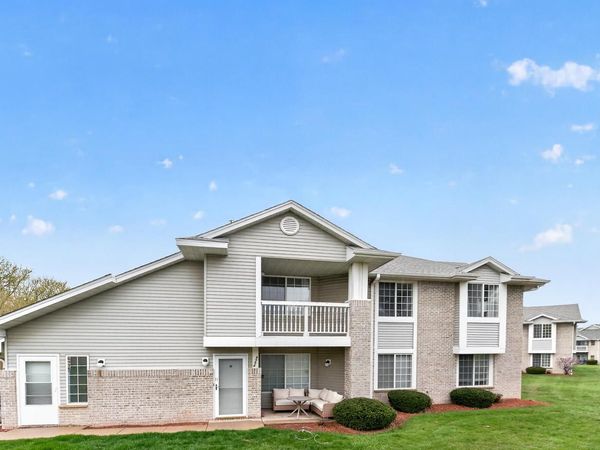 6996 S Rolling Meadows COURT, Oak Creek, WI 53154