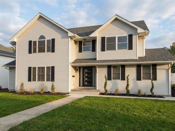 1673 Bloomingdale Road , Glendale Heights, IL 60139