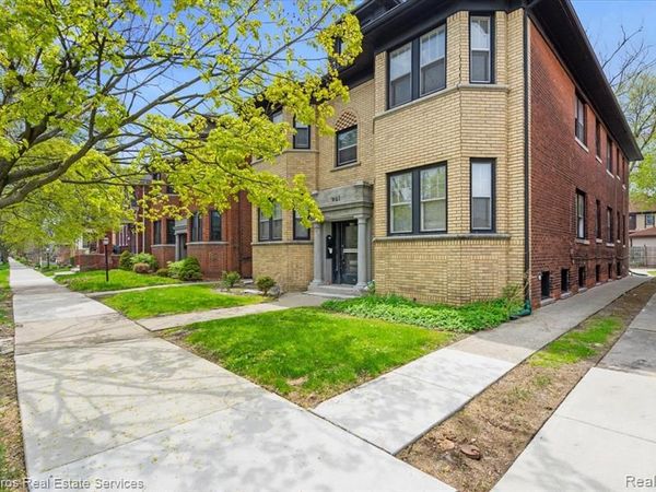 981 2N Beaconsfield Avenue , Grosse Pointe Park, MI 48230