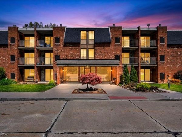 4183 Columbia Road , North Olmsted, OH 44070