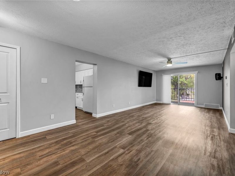 4183 Columbia Road, North Olmsted, OH 44070 Photo 10