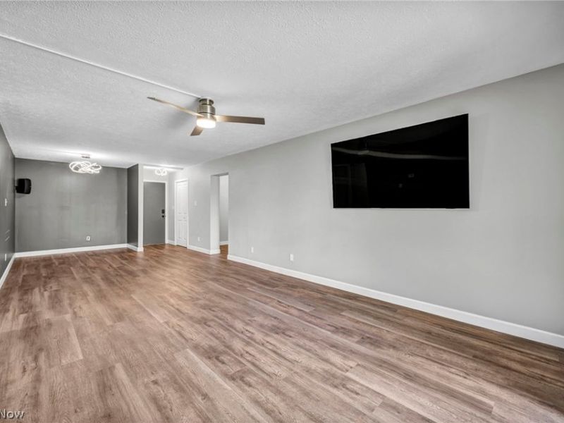 4183 Columbia Road, North Olmsted, OH 44070 Photo 15