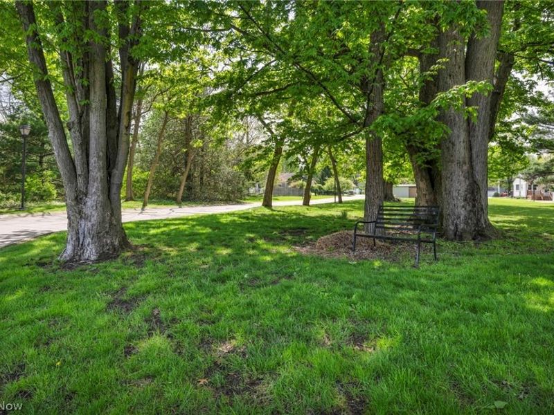 4183 Columbia Road, North Olmsted, OH 44070 Photo 40