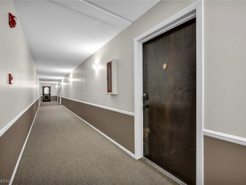 4183 Columbia Road, North Olmsted, OH 44070 Photo 5