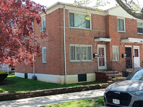 13824 68th Drive , Unit 1, Flushing, NY 11367