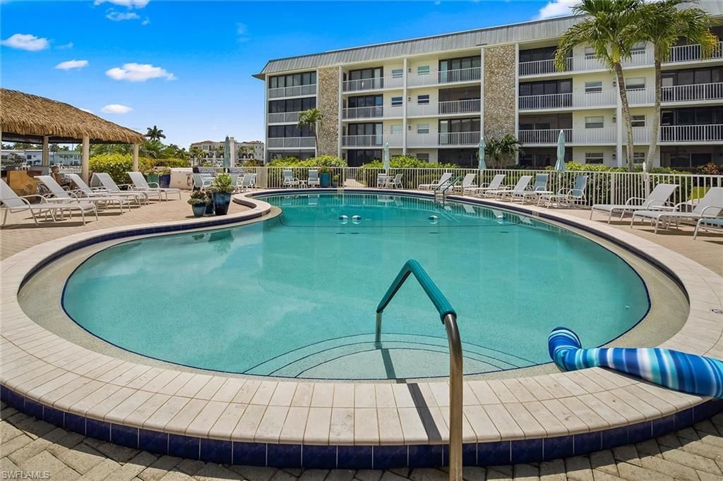 3000 Gulf Shore Blvd N, Unit 103, Naples, FL 34103 Photo