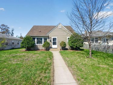 5904 28th Avenue S, Minneapolis, MN 55417