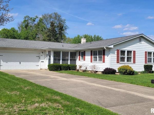 89 CIRCLE Drive, Galesburg, IL 61401