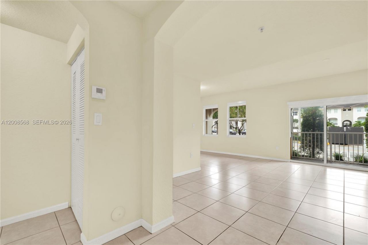 11501 NW 89th St , Unit 104, Doral, FL 33178 Photo