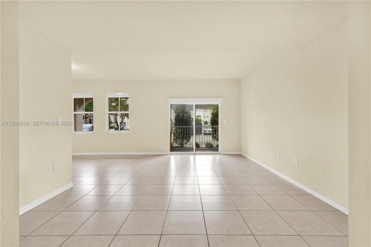 11501 NW 89th St , Unit 104, Doral, FL 33178 Photo