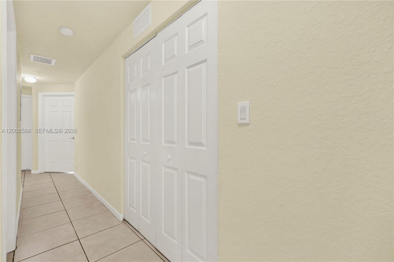 11501 NW 89th St , Unit 104, Doral, FL 33178 Photo