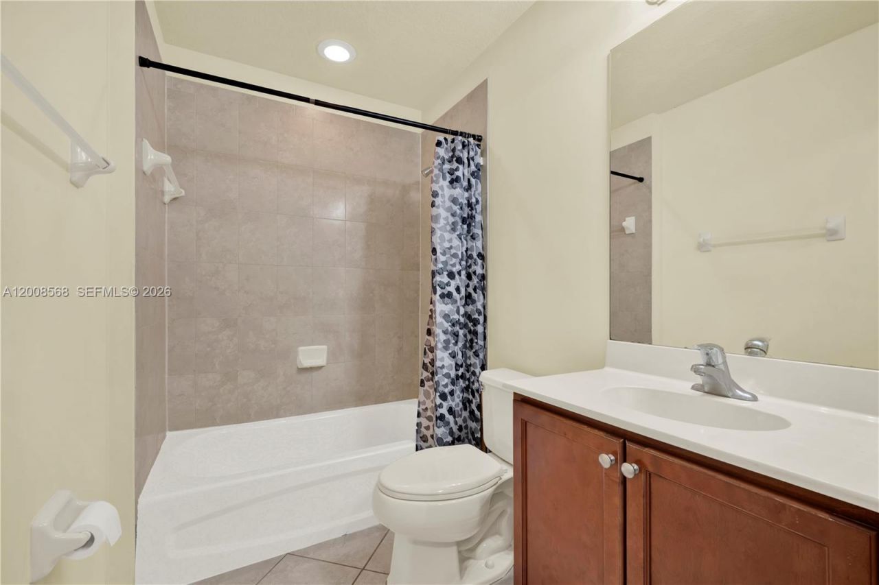 11501 NW 89th St , Unit 104, Doral, FL 33178 Photo