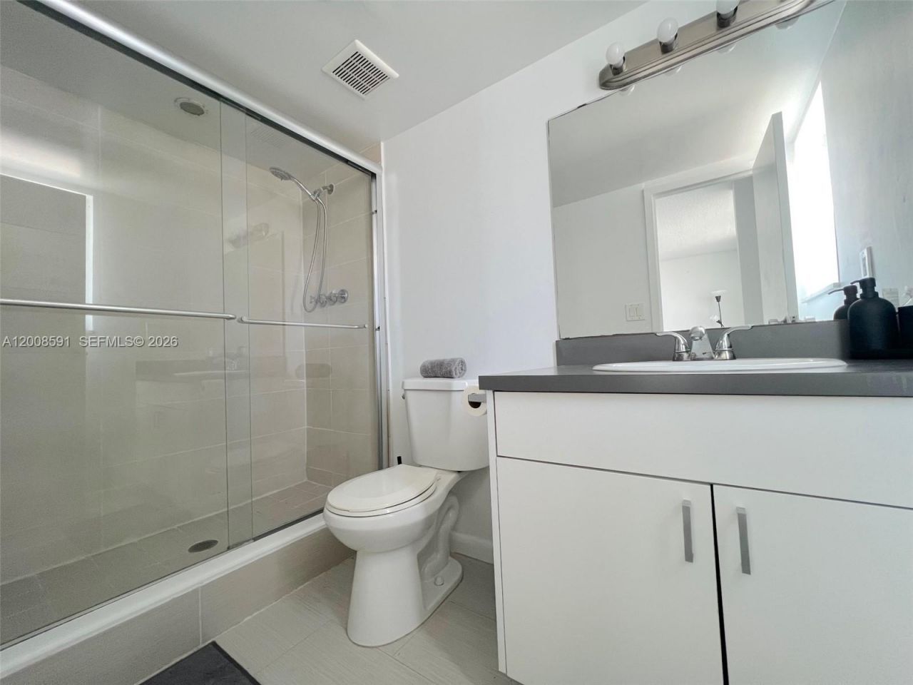 1800 Collins Ave , Unit 15B, Miami Beach, FL 33139 Photo