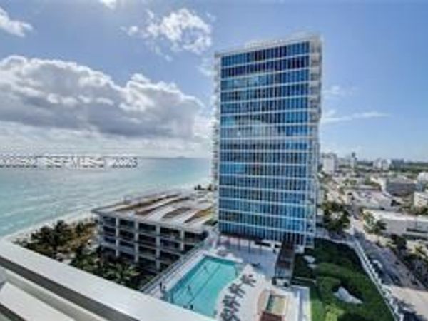 6801 Collins Ave , Unit 1402 Door , Miami Beach, FL 33141
