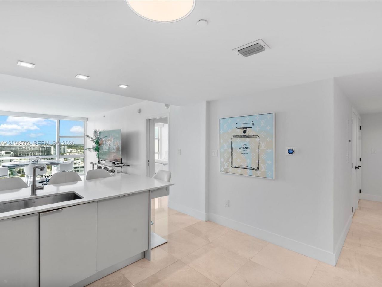 6801 Collins Ave, Unit 1402 Door, Miami Beach, FL 33141 Photo
