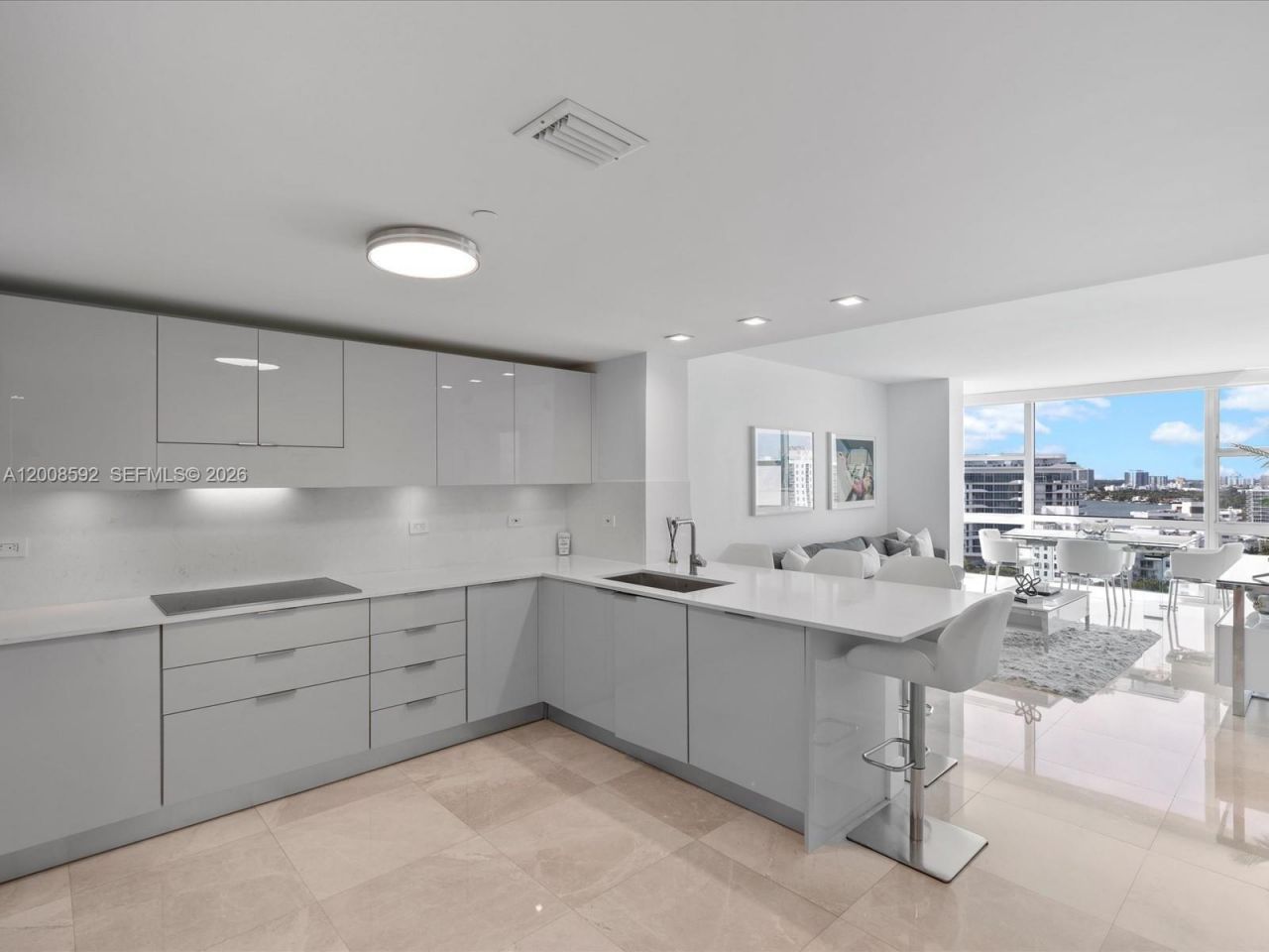 6801 Collins Ave, Unit 1402 Door, Miami Beach, FL 33141 Photo