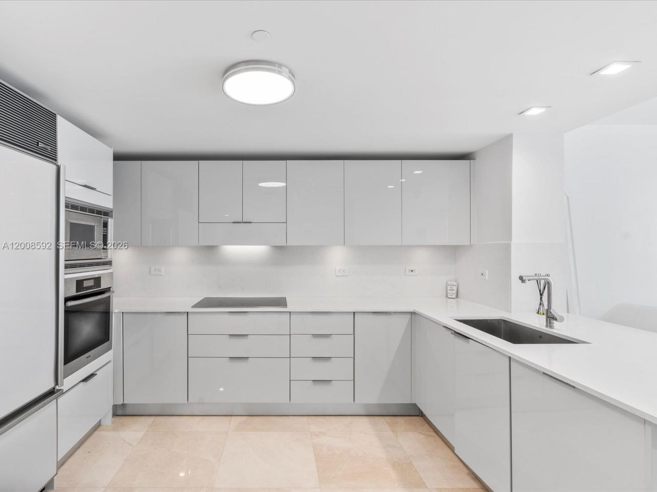 6801 Collins Ave, Unit 1402 Door, Miami Beach, FL 33141 Photo