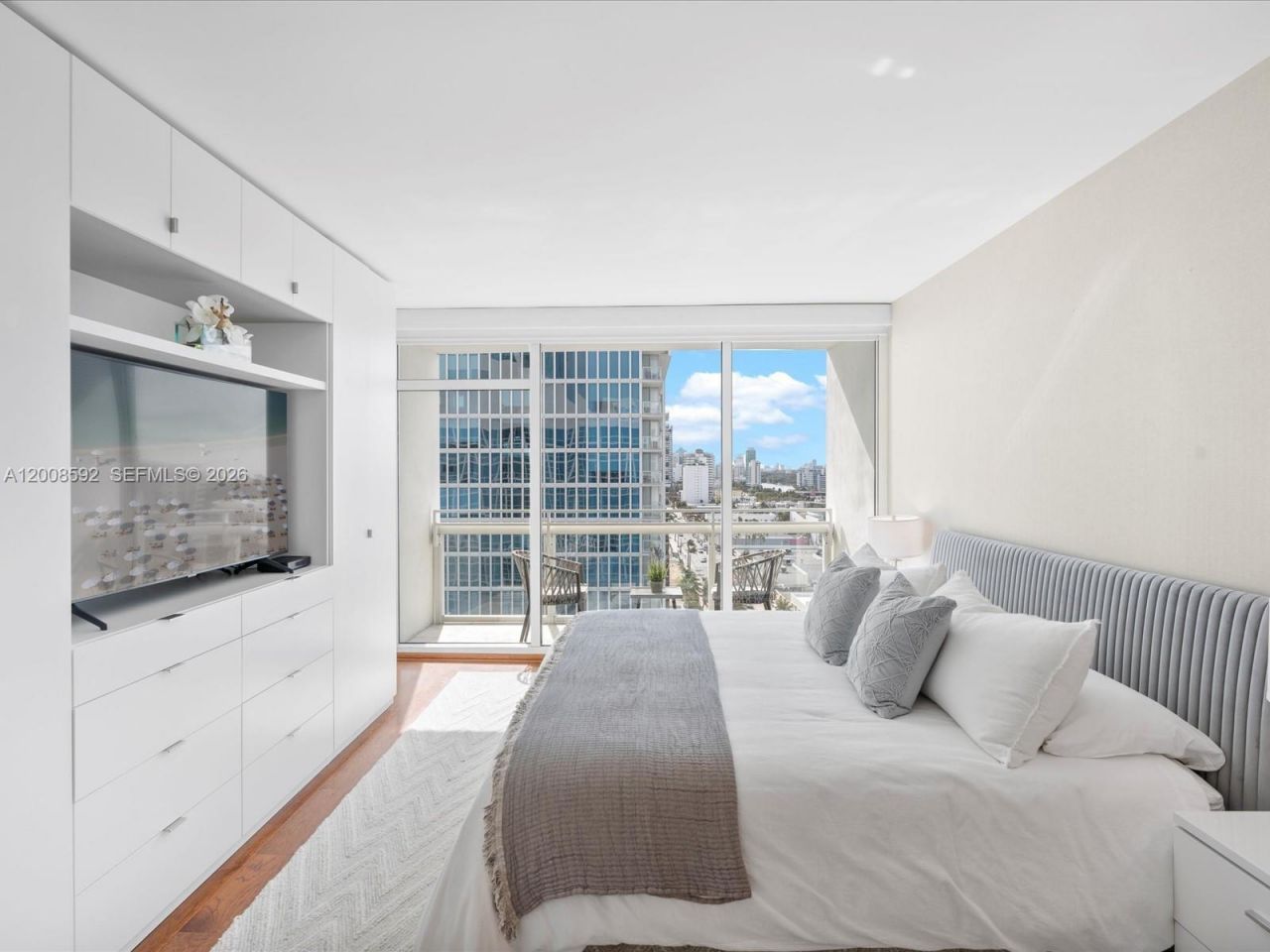 6801 Collins Ave, Unit 1402 Door, Miami Beach, FL 33141 Photo