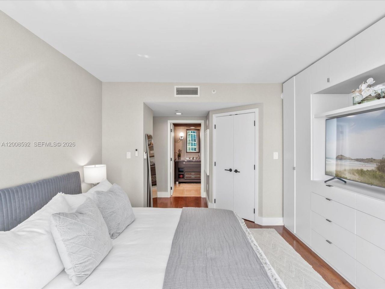 6801 Collins Ave, Unit 1402 Door, Miami Beach, FL 33141 Photo