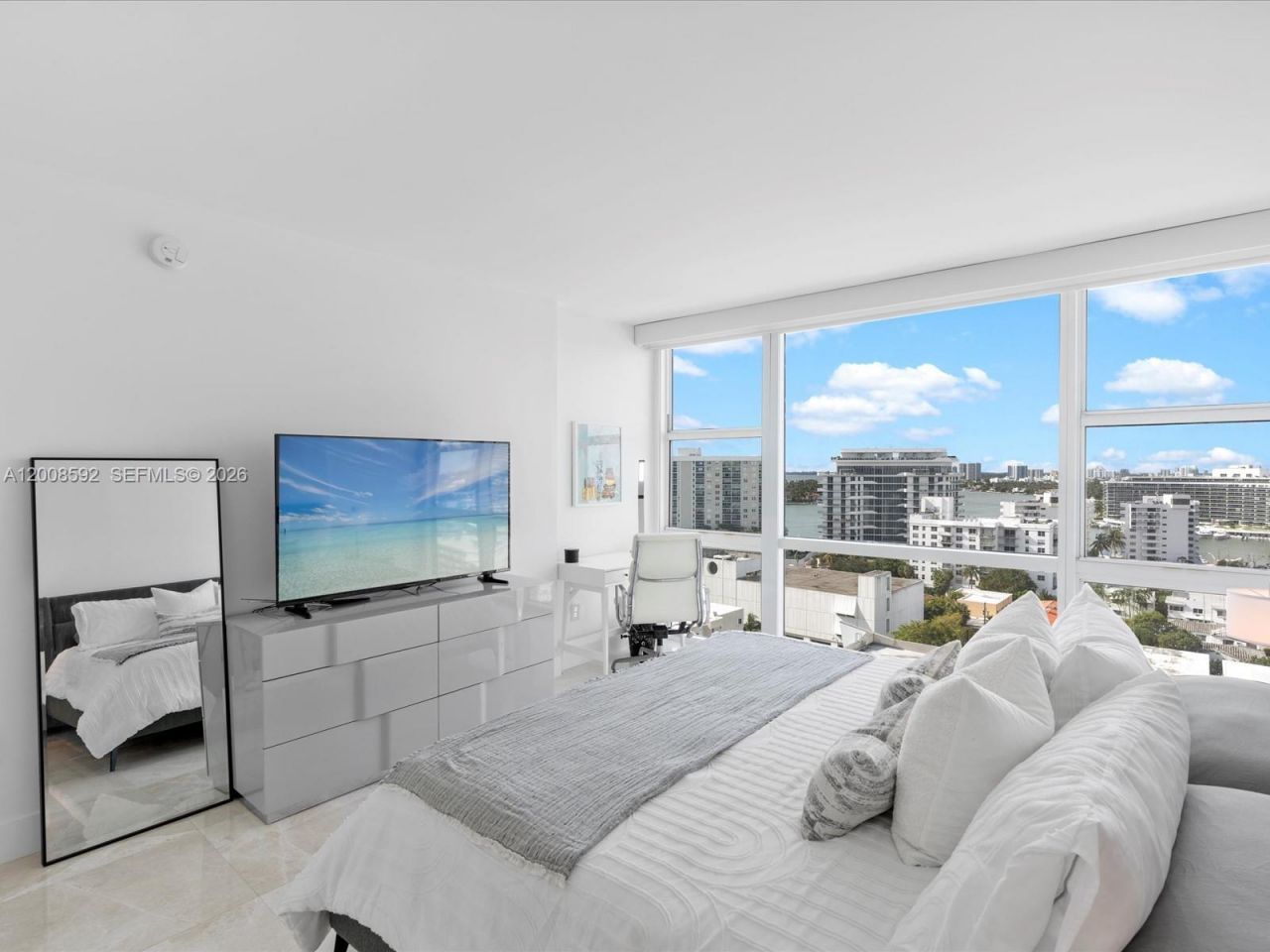 6801 Collins Ave, Unit 1402 Door, Miami Beach, FL 33141 Photo