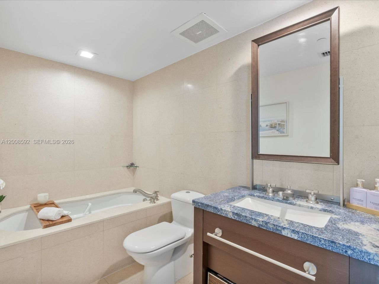 6801 Collins Ave, Unit 1402 Door, Miami Beach, FL 33141 Photo