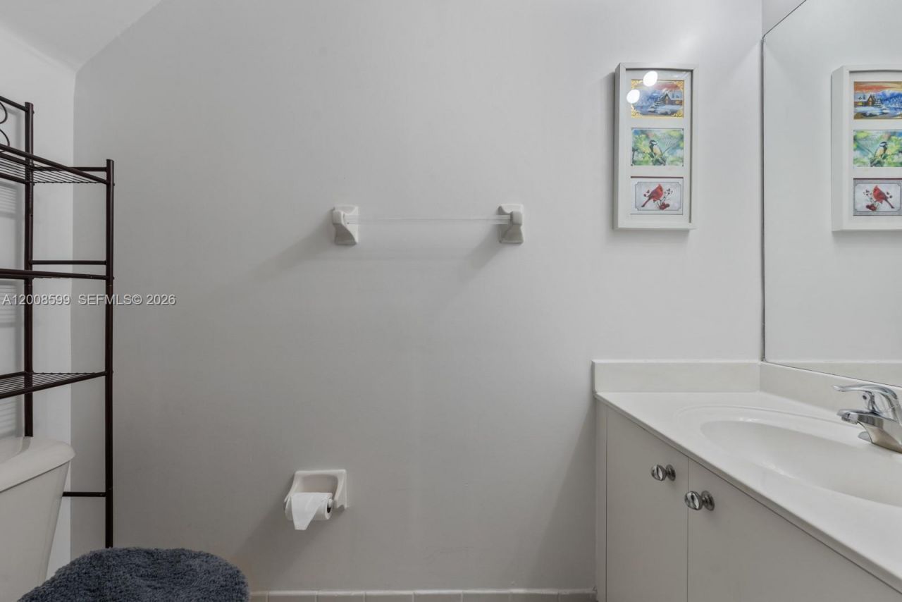 934 NE 42nd Ter , Homestead, FL 33033 Photo