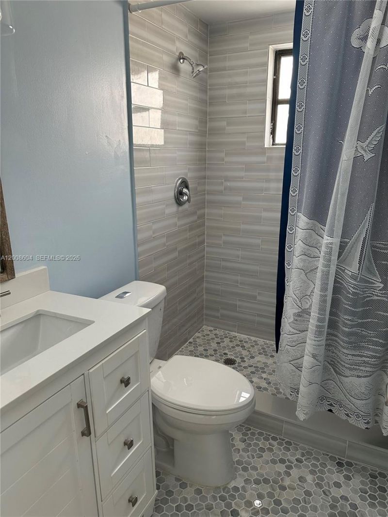 16 Shoreland Dr , Key Largo, FL 33037 Photo