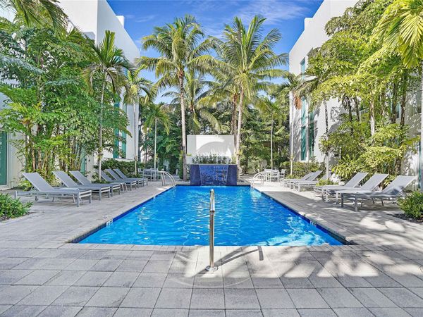 741 NE 4th Avenue, Unit 741, Fort Lauderdale, FL 33304