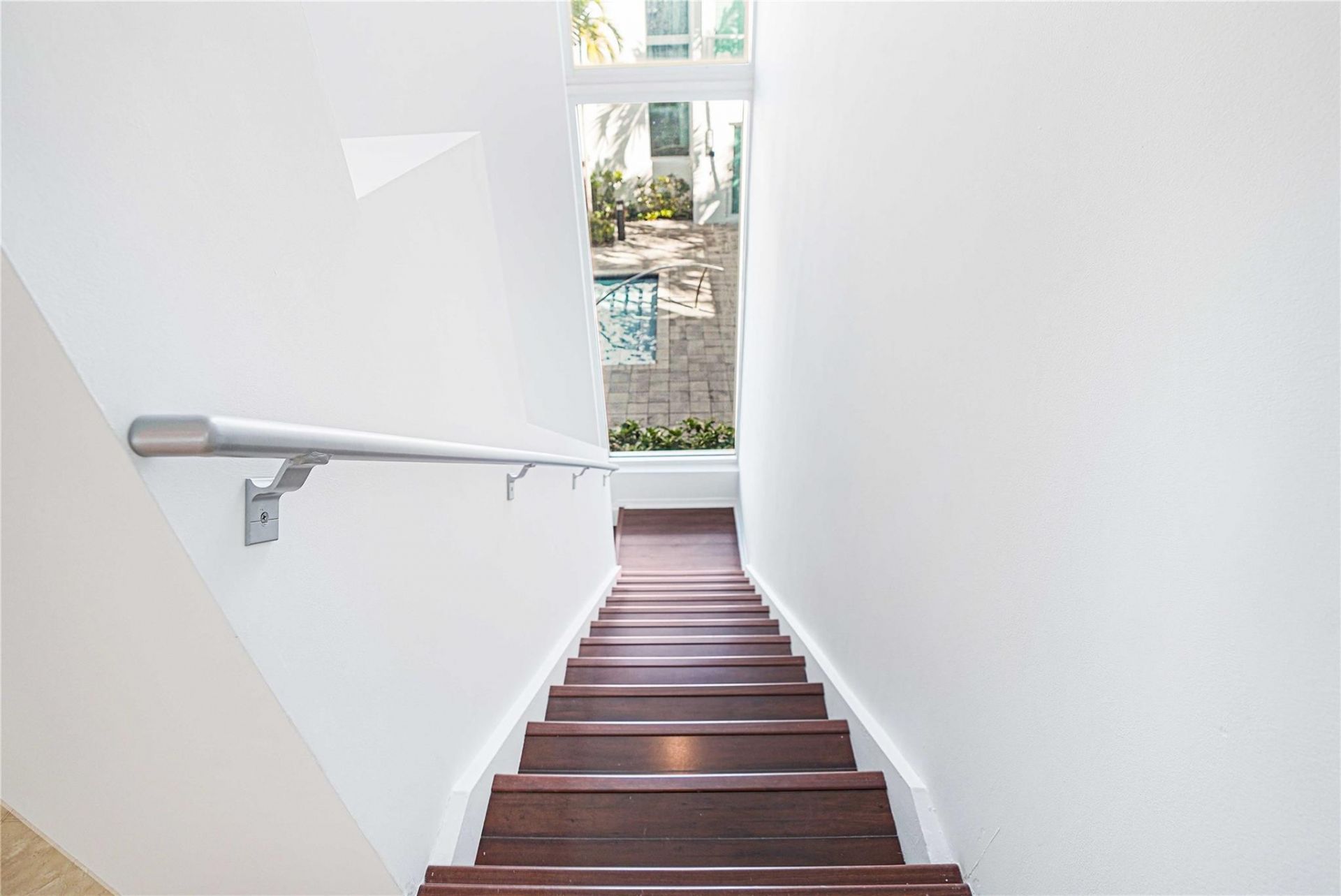 741 NE 4th Avenue, Unit 741, Fort Lauderdale, FL 33304 Photo