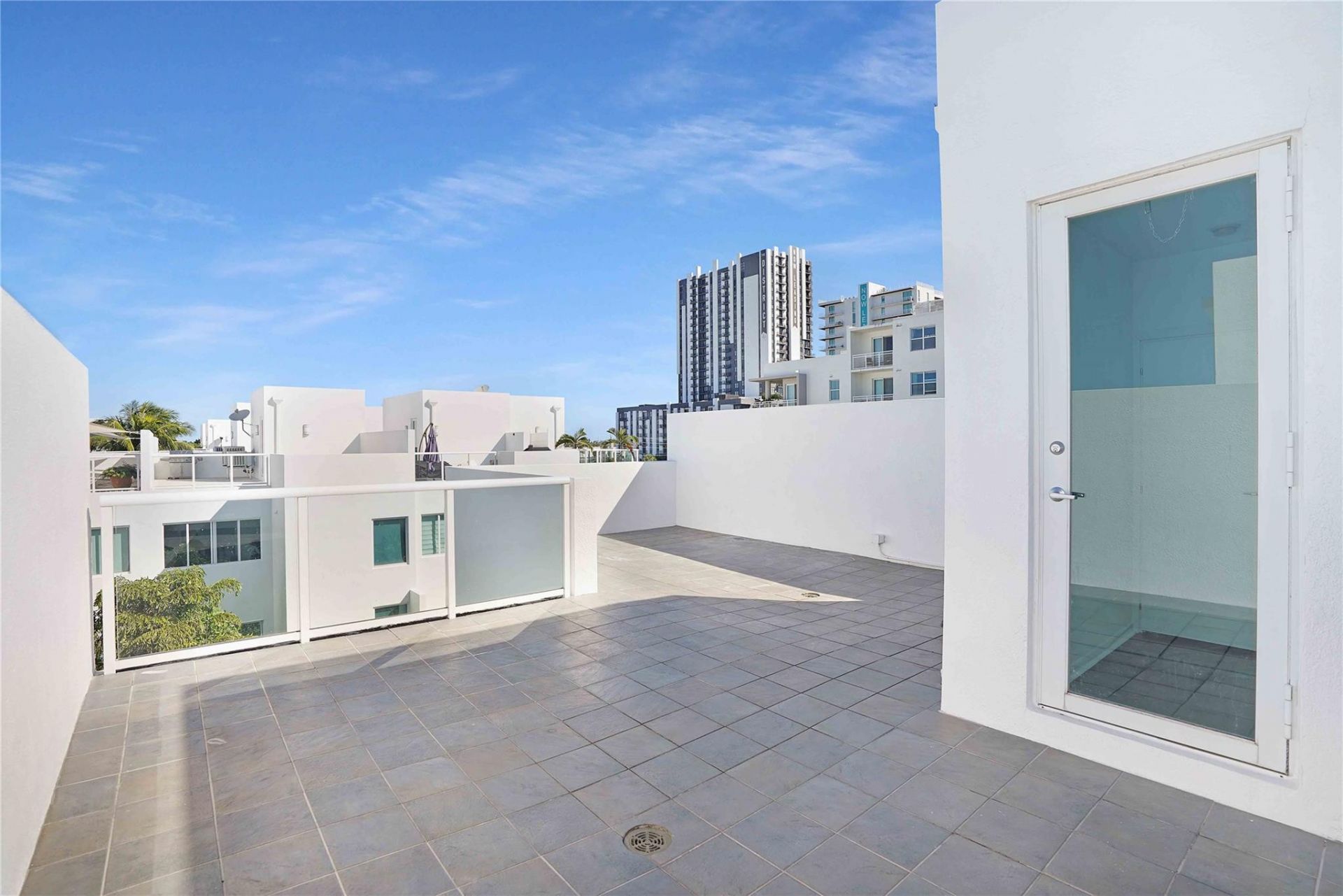 741 NE 4th Avenue, Unit 741, Fort Lauderdale, FL 33304 Photo