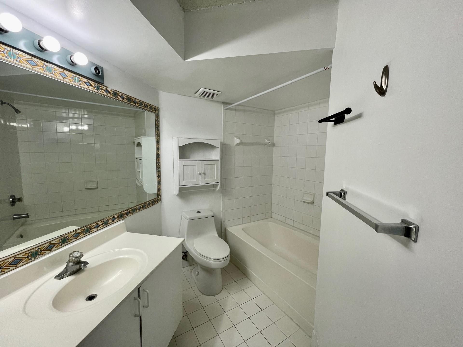 9615 NW 1st Court, Unit 10-202, Pembroke Pines, FL 33024 Photo
