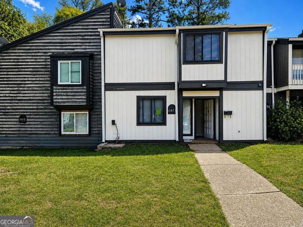 6073 Regent Manor, Lithonia, GA 30058