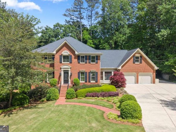 935 Ivy Falls Drive, Sandy Springs, GA 30328