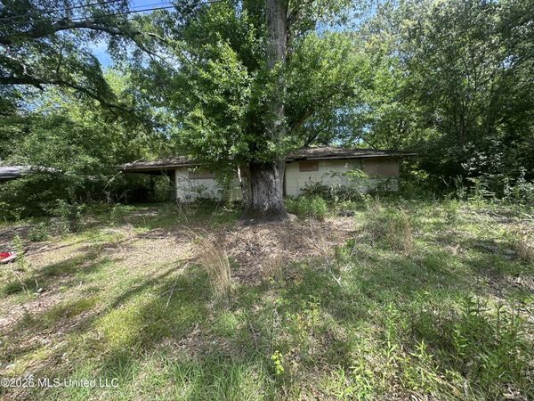 3236 Corey Drive, Jackson, MS 39212