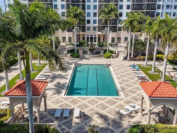 1060 Borghese LN , Unit 1005, NAPLES, FL 34114
